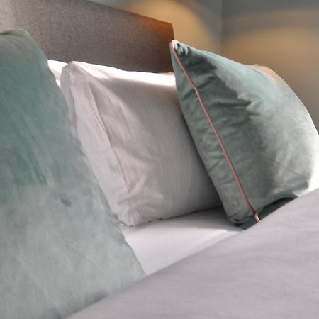 Bridge Street Apartments. Boutique Style Luxury, In The Heart Of Taunton. Værelse billede